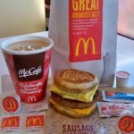McDonald's fights the breakfast war with free coffee?